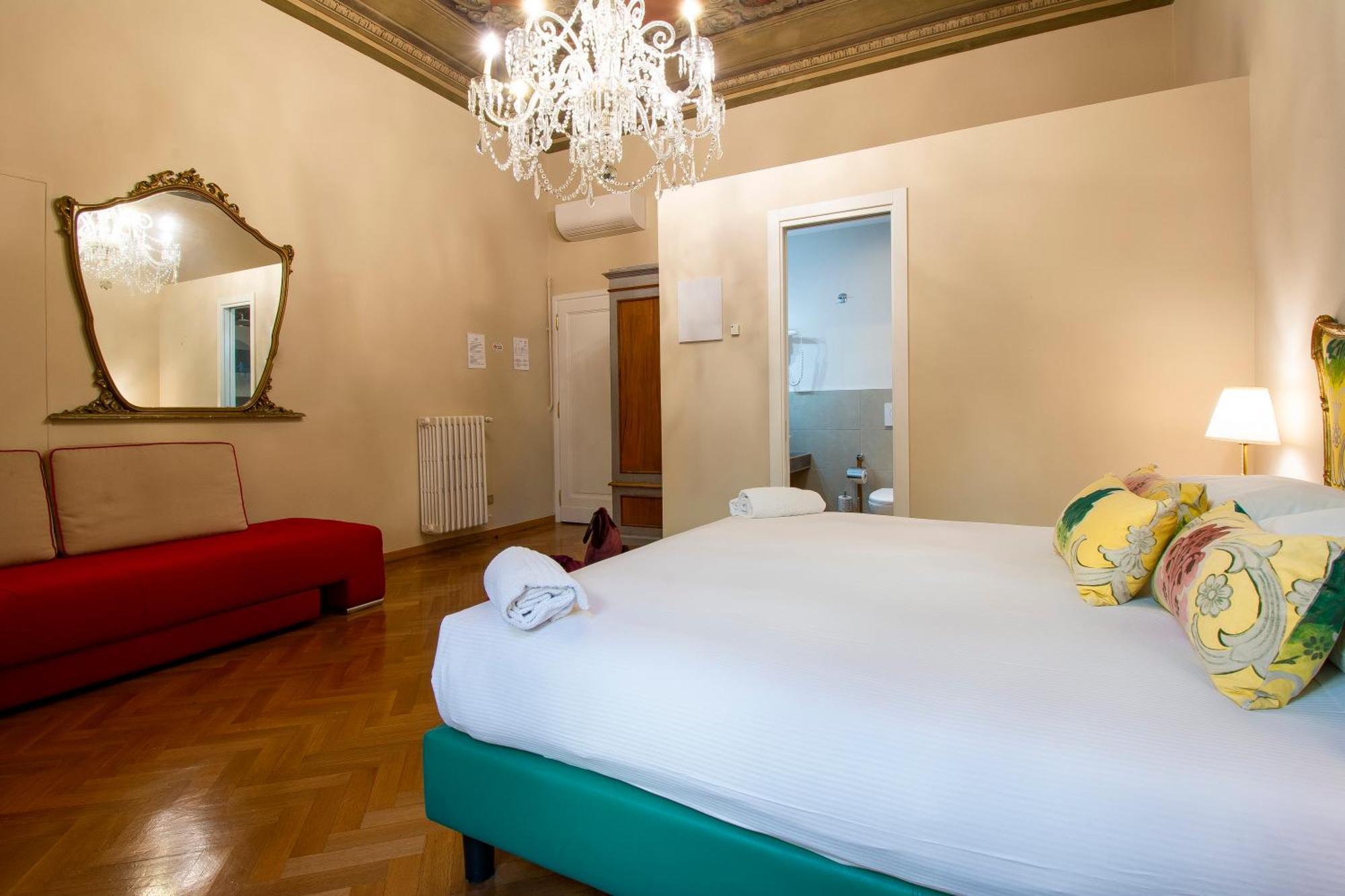 N4U Guest House Florence Ngoại thất bức ảnh