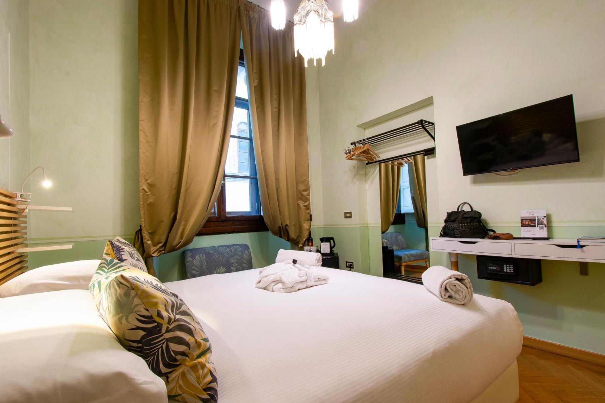 N4U Guest House Florence Ngoại thất bức ảnh
