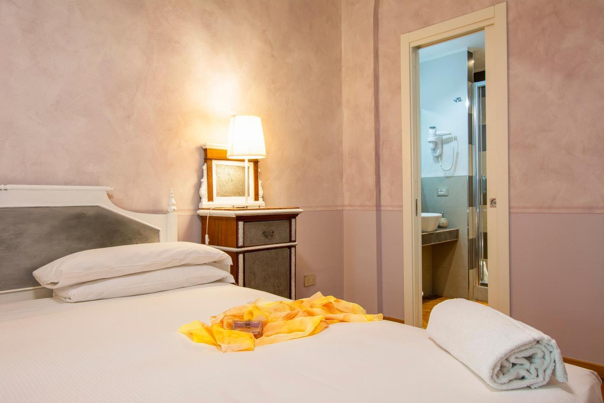N4U Guest House Florence Ngoại thất bức ảnh